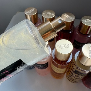 Envío Rápido al por Mayor de Perfumes de Lujo para Mujer, Fragancias, Sprays para el Cabello y Body Mists en Botellas de Body Mist - Product Image 4