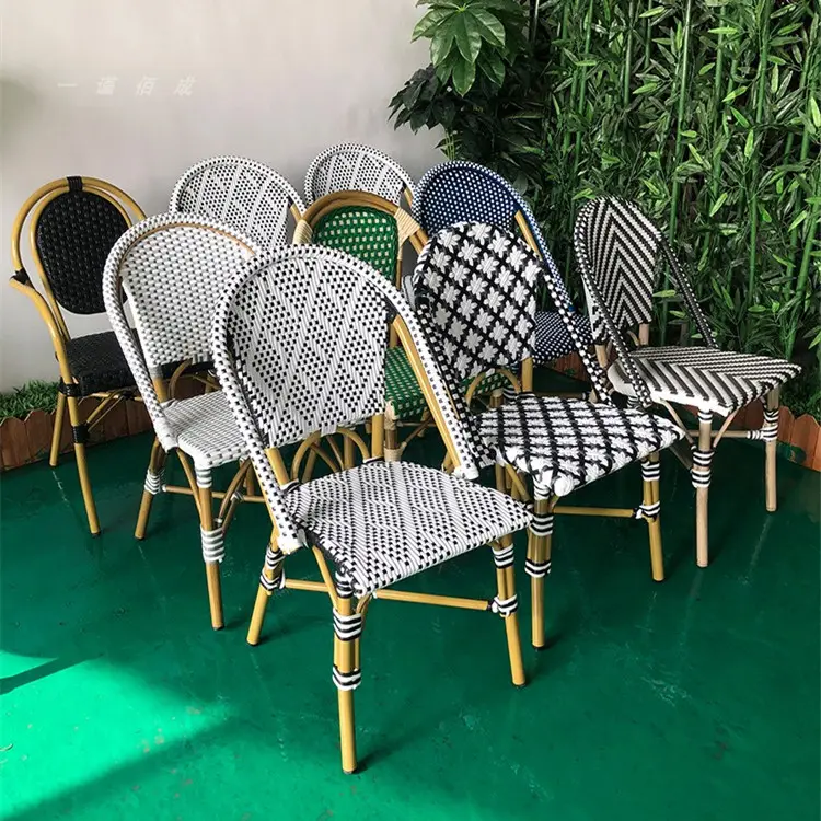 Foshan fabrika toptan dış mekan mobilyası 3 adet Pe dokuma Rattan bambu Bistro Rattan dış mekan mobilyası sandalye ve masa