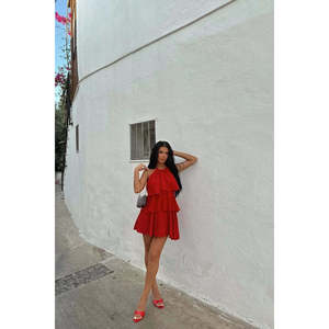 Robe de soirée formelle en crochet Henrika rouge, élégante, taille empire, style doux, du XS au XL, longueur ras du sol, pour les sorties décontractées et les soirées. - Product Image 5