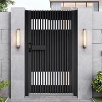 Portail de jardin en aluminium, design clé grecque, revêtement poudré noir, entrée à lattes avec serrure intelligente à empreinte digitale pour villa moderne de luxe