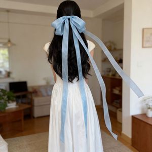 Pinza para el cabello con lazo rojo transparente de estilo antiguo y cinta larga, con clip de resorte, adorno para la cabeza para un look juvenil. - Product Image 2