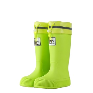 Stivali da <span class=keywords><strong>pioggia</strong></span> in PVC con Logo personalizzato per ragazze 2024 scarpe basse MOQ per la stagione sgranate stivali da <span class=keywords><strong>pioggia</strong></span> da donna a metà polpaccio per ragazze - Product Image 1