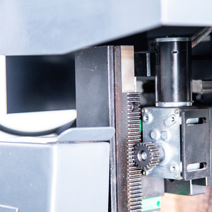 Nhà sản xuất của <span class=keywords><strong>CNC</strong></span> <span class=keywords><strong>Wire</strong></span>-cut <span class=keywords><strong>EDM</strong></span> Máy Đục Lỗ máy với lõi PLC thành phần hiệu quả dây cắt trung tâm gia công - Product Image 4