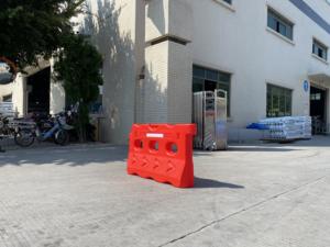 Barrière remplie d'eau à trois trous de <span class=keywords><strong>65</strong></span> <span class=keywords><strong>cm</strong></span> de haut - Product Image 5