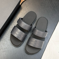 Sandales plates décontractées pour hommes, style italien, en cuir gaufré façon croco, à deux brides