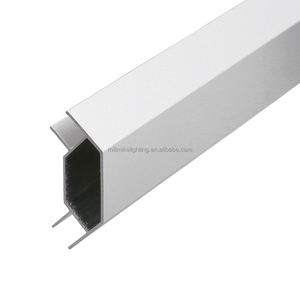 Surface rayée forme demi-lune 5.0mm fente barre en aluminium argenté angle en aluminium emballage flight case quincaillerie extrusions - Product Image 2