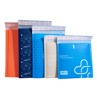 Enveloppes rembourrées biodégradables en poly enveloppes à bulles taille personnalisée 6x10 pouces échantillon gratuit recyclable sac d'expédition en poly bulle