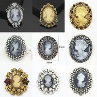 Broche de tête de beauté style rétro européen et américain pour enfants, incrustée de cristaux, en alliage métallique plaqué argent, pour usage quotidien sur vêtements