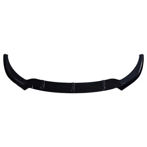 Divisor de Parachoques Delantero BMW de 3 Secciones en Negro Brillante, Material PP para G32 6GT 2021-2025 - Product Image 4