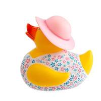 Jouets créatifs pour le bain petit canard jaune, pingouins en caoutchouc avec logo personnalisé qui flottent et sont amusants pour la piscine ou la salle de bain
