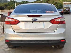 Ford Focus 1.6L 6DCT berline d'occasion 2012 – Voiture compacte américaine fiable, véhicule d'occasion économe en carburant pour l'exportation - Product Image 6