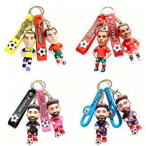 Llavero de PVC suave 3D de jugador de fútbol, figura de estrella de fútbol de dibujos animados, llavero de atleta deportivo, colgante para mochila - Product Image 1