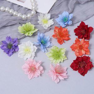 Kit de Matériaux DIY Modernes et Écologiques pour Mur Floral de Mariage : Fleurs de Lys en Soie Fraîches, Simples et Multi-Couches - Product Image 3