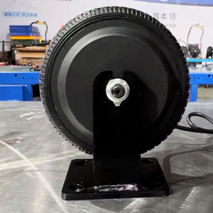 Roues à roulettes motorisées électriques robustes en caoutchouc noir de 6 pouces, capacité de charge de 170 kg, roulettes industrielles rigides avec moteur - Product Image 1