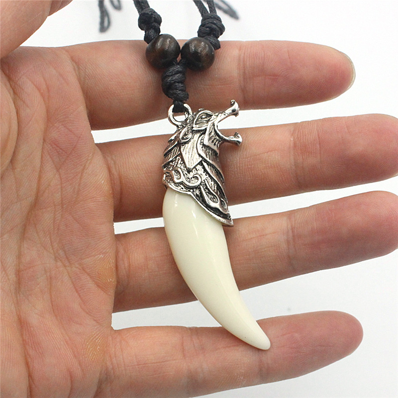 Schlussverkauf Mutige Mnner Glcks Amulet-Halsband Mode Punk Metall  Wolfkopf Spleien Harz Wolfzahn Anhnger-Halsband fr Ehemann| Alibaba.com