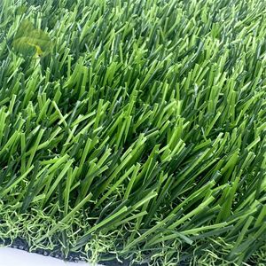 Gazon synthétique à <span class=keywords><strong>prix</strong></span> avantageux, tapis en herbe artificielle résistant aux UV, gazon artificiel pour terrain de football, terrain de futsal - Product Image 1