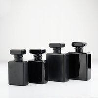 Kustom grosir 30ml 50 Ml 100ml kosong persegi datar mewah Parfum semprot Parfum botol hitam Parfum isi ulang botol kaca
