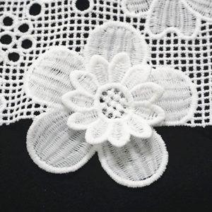 Qualité Suisse 3d Travail Manuel Applique Floral Blanc Lourd 3D Guipure Haute Robe Dentelle Tissu - Product Image 2