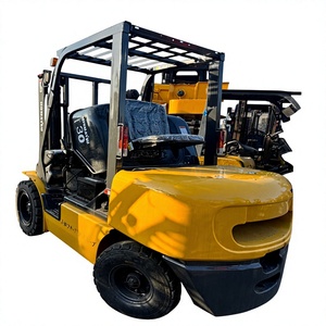 Vente à bas prix de chariots élévateurs diesel Komatsu FD30 d'occasion de 3 tonnes, hauteur de levage de 4,5 m, fonctionnement fluide pour la manutention des matériaux en entrepôt - Product Image 1