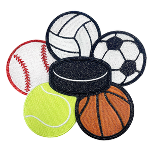 Parches Bordados Deportivos de Baloncesto, Fútbol y Béisbol para Decoración de Ropa, Gorras y Bolsos, Estilo Termoadhesivo - Product Image 1