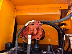 Excavatrice d'occasion Volvo EC350DL pour carrière, exploitation minière et travaux d'ingénierie en aménagement aquatique, état excellent - Product Image 2