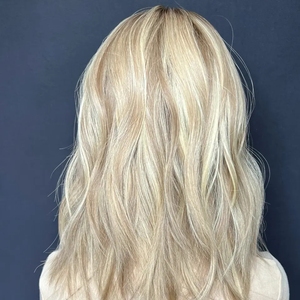 Pelucas <span class=keywords><strong>de</strong></span> Cabello Virgen Europeo con Cutícula Alineada, Color Rubio con Reflejos, <span class=keywords><strong>de</strong></span> Calidad Profesional, Grandes y Cortas, con Encaje Frontal HD y Nudos Pequeños Blancos - Product Image 4