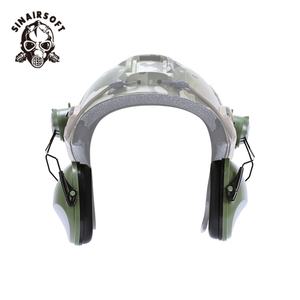 Casque tactique en matériau ABS avec protège-oreilles, accessoires de chasse - Product Image 1