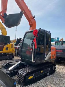 Miniexcavadora Usada Hitachi ZX70 de 7 Toneladas de Peso Operativo, Excavadora de Orugas con Motor y Bomba Yanmar como Componentes Principales - Product Image 4