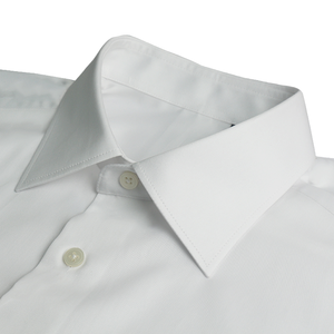 Camisa de vestir blanca premium para hombre, cuello clásico extendido, manga larga, formal de negocios, con botones, transpirable, OEM personalizado - Product Image 1