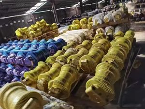 อะไหล่เครื่องจักรก่อสร้างใช้สำหรับล้อรองรับของรถขุดคุณภาพสูงหลากหลายรุ่น - Product Image 5