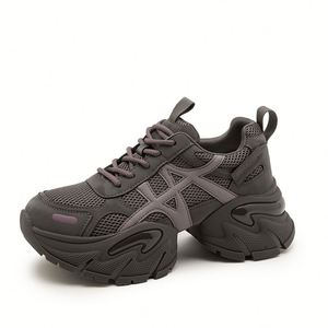 Zapatos de Plataforma de Diseño de Alta Calidad Recién Lanzados para Damas con Costuras Retro y Adecuados para Padres, Personalizables - Product Image 4