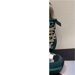Chaussures de sport rétro à la mode avec semelles épaisses, talons hauts, lacets, pour la marche. Chaussures pour hommes luxueuses et tendance, aux couleurs assorties. - Product Image 3