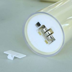 เทียน LED คริสต์มาสแบบไร้เปลวไฟ พร้อมแสงกระพริบ บรรจุในกล่องผ้าแข็ง สำหรับขายส่ง - Product Image 2