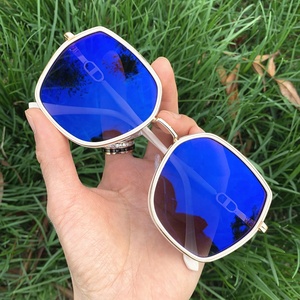 Gafas Fotocromáticas para Mujer, Anti-luz Azul, Lentes Fotocromáticas, Montura con Diamantes Brillantes, Hexagonales Metálicas Extra Grandes, Color Crema 2026 - Product Image 5