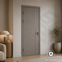 Porte intérieure finie en WPC avec surface gravée CNC de précision et garniture décorative en acier inoxydable incrusté pour la rénovation de maison ISO CE