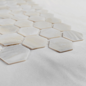 Guci bán buôn màu trắng nâu hình lục giác vỏ khảm nước ngọt mẹ của Ngọc Trai gạch óng ánh nghệ thuật khảm - Product Image 3