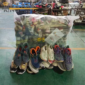 Sepatu karet pria, sepatu bekas paket thailand original branded sepatu HAM ori karungan pria usa sneakers sapi kg stok
