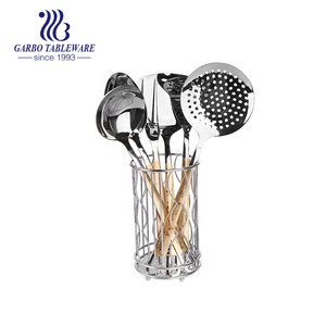 Set di 12 Utensili da Cucina in Nylon Rosa, Strumenti per Cucinare Antiaderenti e Altri Attrezzi da Cucina con Manici in Legno - Product Image 6