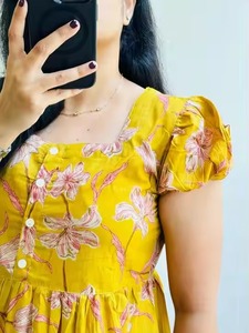 Vestido largo floral de tamaño libre versátil Traje casual perfecto para una elegancia sin esfuerzo en cada ocasión y temporada - Product Image 4