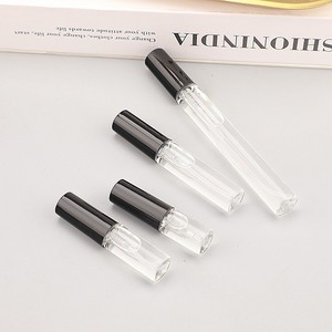 Botella <span class=keywords><strong>de</strong></span> Perfume <span class=keywords><strong>de</strong></span> Vidrio con Bayoneta <span class=keywords><strong>de</strong></span> 2ml, 3ml, 5ml, 10ml, Personalizada con Logotipo, <span class=keywords><strong>Venta</strong></span> <span class=keywords><strong>al</strong></span> <span class=keywords><strong>Por</strong></span> <span class=keywords><strong>Mayor</strong></span>, Botella <span class=keywords><strong>de</strong></span> Muestra, Vial <span class=keywords><strong>de</strong></span> Prueba, Botella <span class=keywords><strong>de</strong></span> Perfume para Probadores - Product Image 5