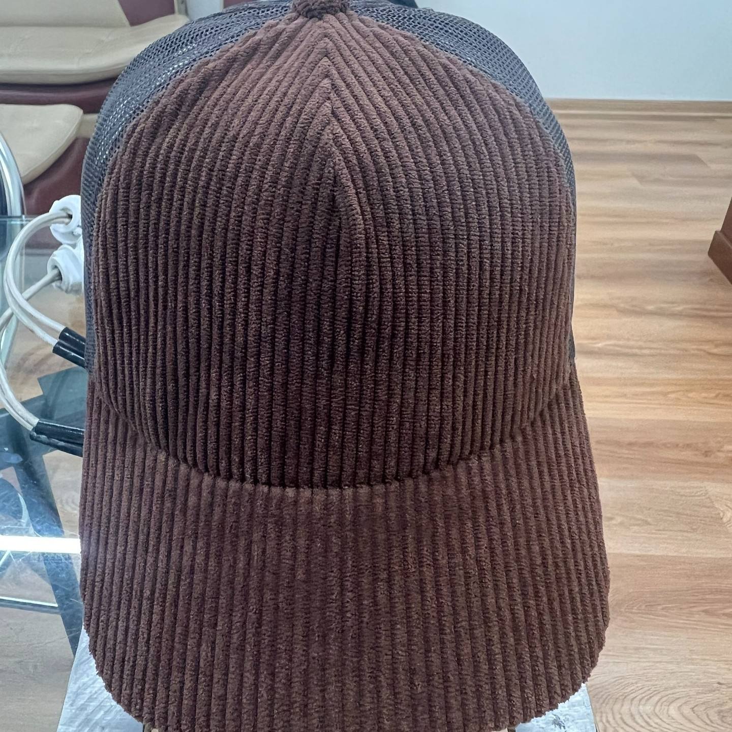 สีน้ำตาล