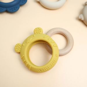 Mordedor de madera sensorial para niños sin BPA personalizado, mordedor de silicona, juguetes de dentición para bebés - Product Image 3