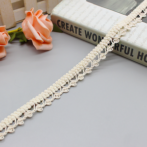 Bordatura in Pizzo all'Uncinetto Beige in Poliestere/Cotone per Abiti <span class=keywords><strong>da</strong></span> Bambola e Tessili per la Casa Fai-<span class=keywords><strong>da</strong></span>-Te - Product Image 1