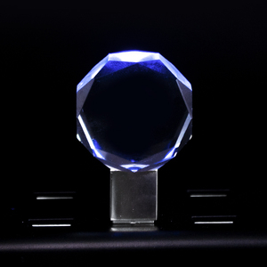 Giá Rẻ Bán Buôn K9 Trống Thủy Tinh Pha Lê USB Flash Drive Biểu Tượng Tùy Chỉnh Hình Dạng Bát Giác Pha Lê USB Flash Drive 8GB 16GB 32GB 64GB - Product Image 1