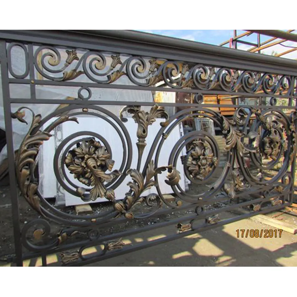 Balaustra del balcone dell'ringhiera della scala del ferro battuto di qualità della villa del produttore professionale della cina