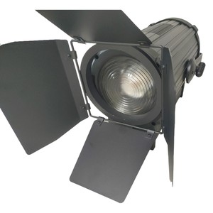 Foco de luz de escenario YG 400W de doble temperatura de color para uso en estudio de cine y televisión - Product Image 2