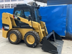 Used CAT 246D Skid Steer Loader,Radial Lift Design,Strong Digging Performance,Original Pump Valve,Ready Stock Fast Shipment. - Product Image 3