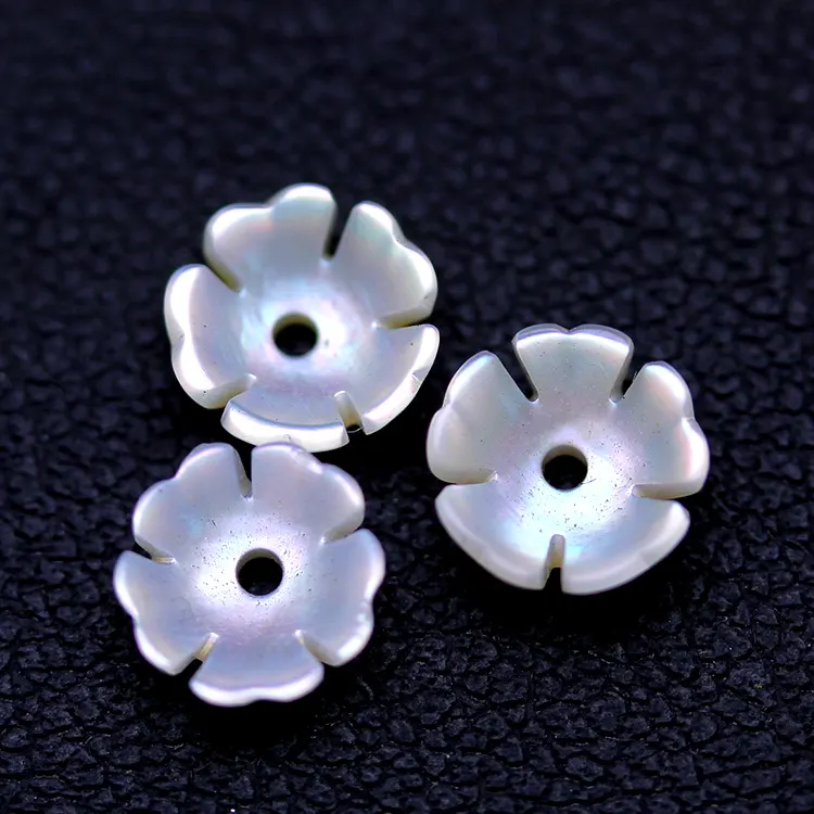 China atacado joias fashion com furo branco madrepérola esculpido contas de pedras preciosas para fazer pulseiras de flores 6.50mm