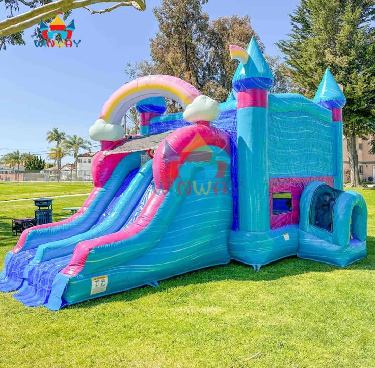 มีสีสัน