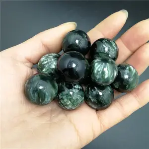 Atacado bela bola de cristal natural verde charoite mini esferas